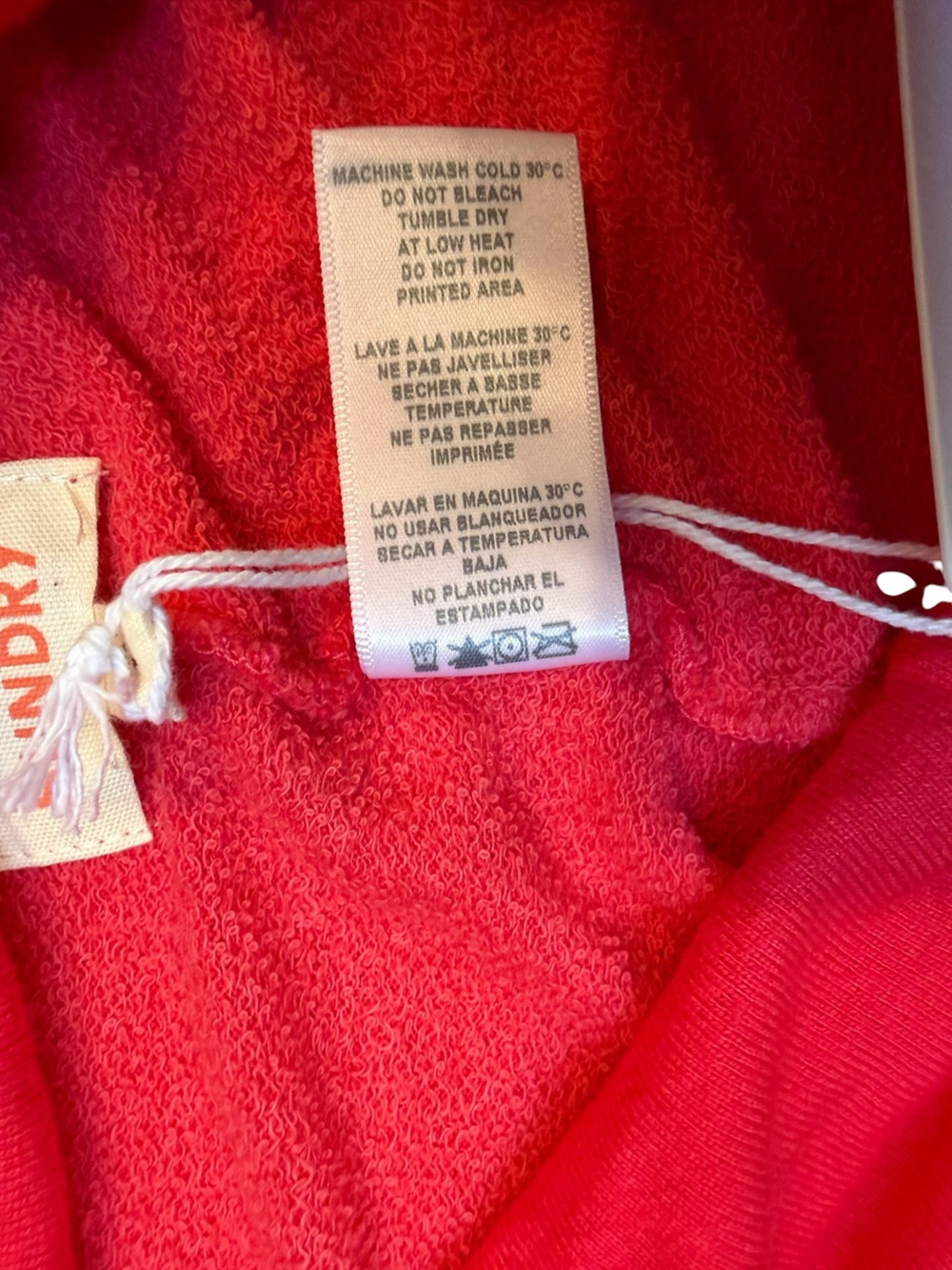 NWT Sundry Heart Graphic Red Sweatpants Joggers - Picture 10 of 10